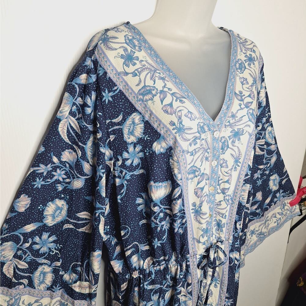 New! Aveology Avenue Maya Tunic Dress Top Floral Navy Resort Boho 26 / 28 — image 6 of 8